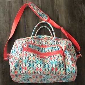 Like New Vera Bradley Go Fish Weekender Bag